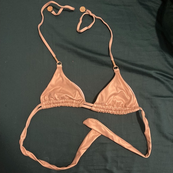 Sports Illustrated metallic bikini top - Picture 3 of 5